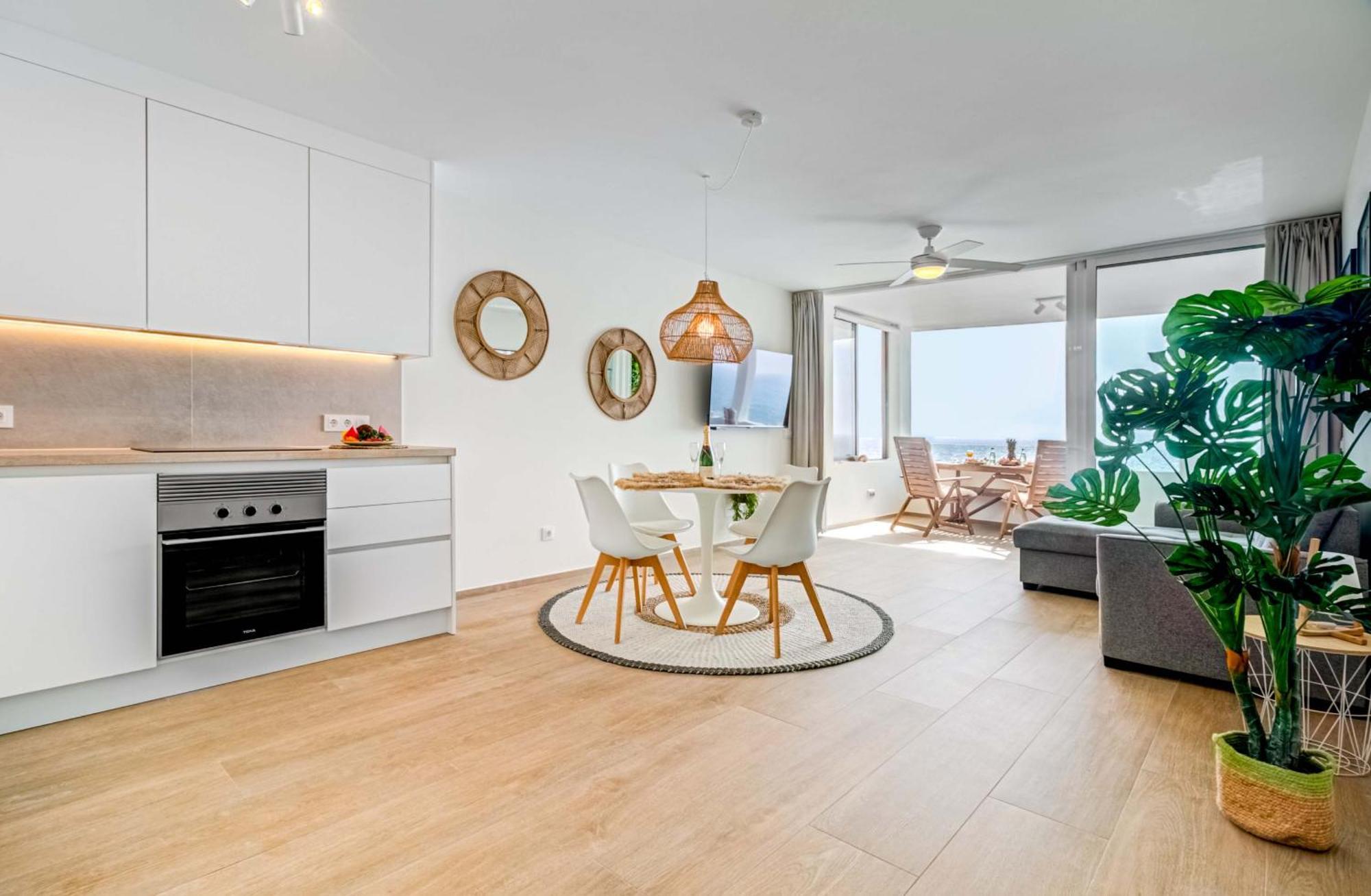 Beautiful Sea View Apartment Callao Salvaje Bagian luar foto